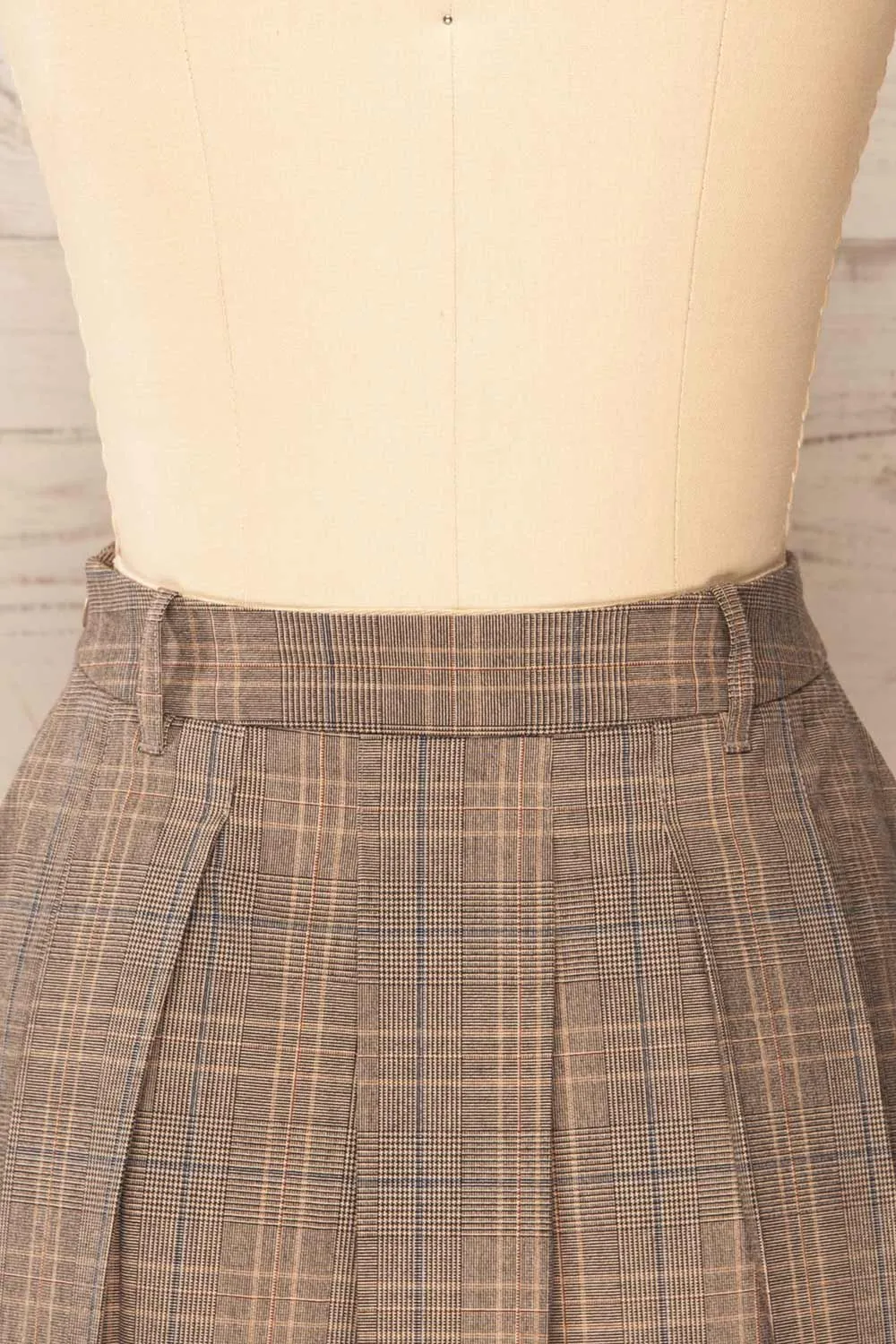 Narva | Short Pleated Plaid Skirt